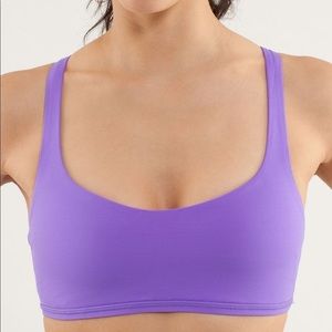 Lululemon Free to Be Bra